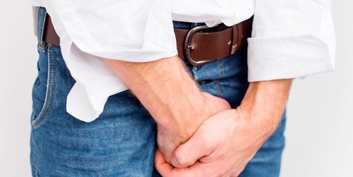 bolest v tříslech s cystitidou